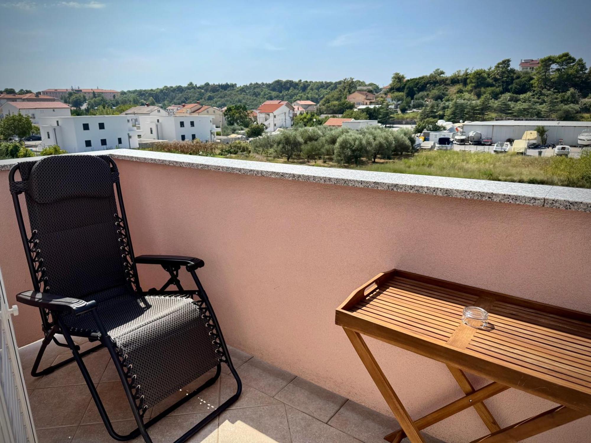 Apartments Maricic Rab Island Palit Eksteriør bilde